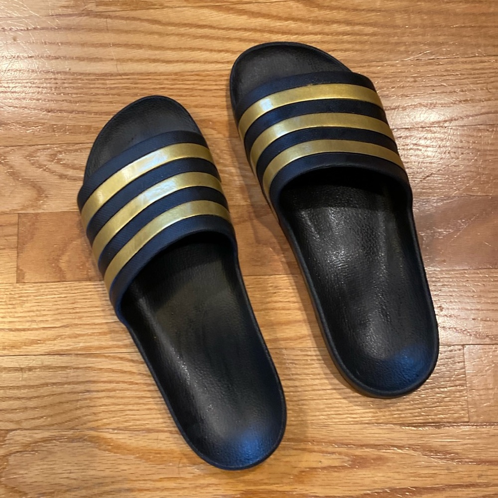 ADIDAS men’s slides / sandals  , size 11